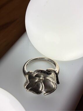 Sterling Silver Flower Statement Ring - Silver